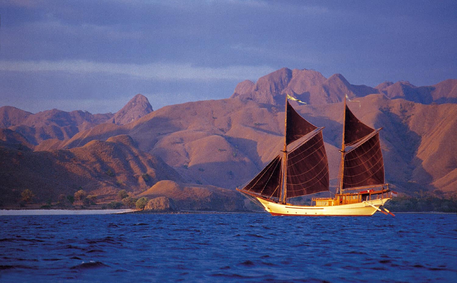 Silolona liveaboard in Indonesia