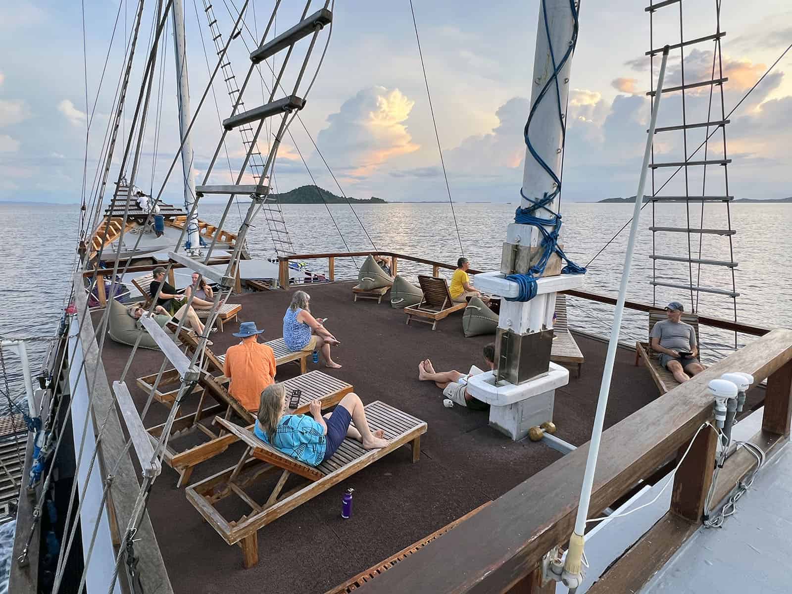 dancing-wind-deck-pei-lun-lee-sm
