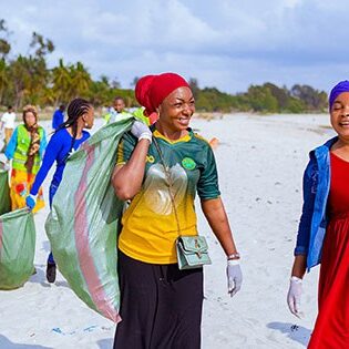 tanzania-beach-cleanup